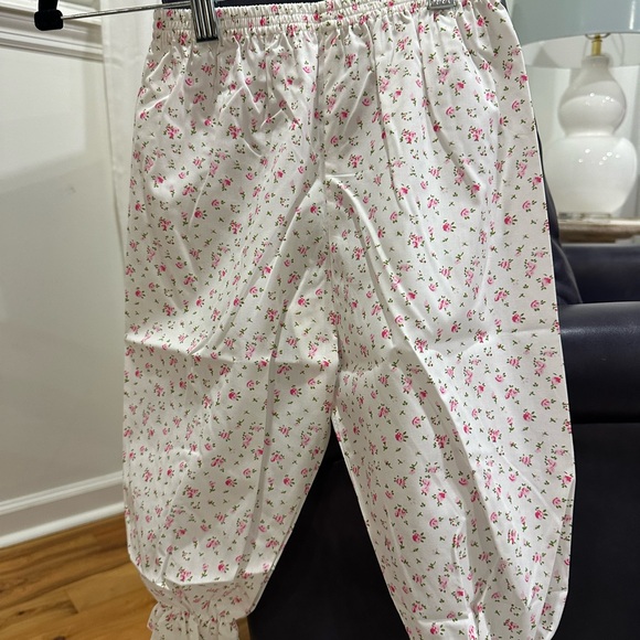 NWT Remember Nguyen. Adorable Pink Floral Kids Set - Picture 4 of 4